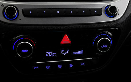 Hyundai Solaris II рестайлинг, 2018 год, 1 199 000 рублей, 15 фотография