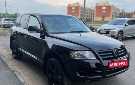 Volkswagen Touareg III, 2006 год, 800 000 рублей, 2 фотография
