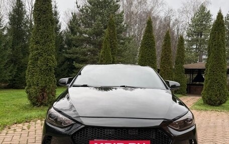 Hyundai Elantra VI рестайлинг, 2017 год, 1 650 000 рублей, 3 фотография