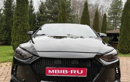 Hyundai Elantra VI рестайлинг, 2017 год, 1 650 000 рублей, 11 фотография