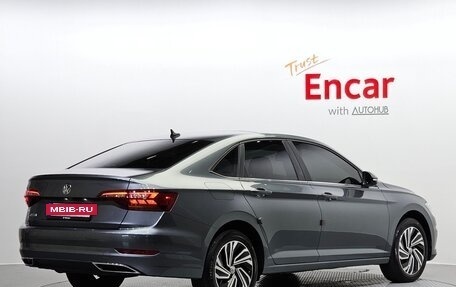 Volkswagen Jetta VII, 2021 год, 1 500 121 рублей, 3 фотография