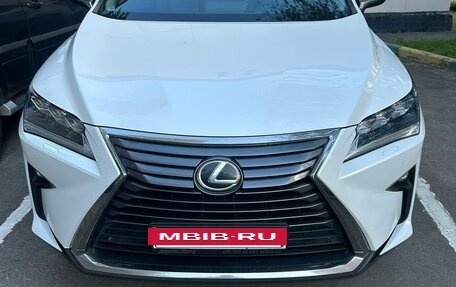 Lexus RX IV рестайлинг, 2017 год, 3 550 000 рублей, 4 фотография