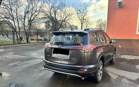 Toyota RAV4, 2016 год, 2 100 000 рублей, 2 фотография