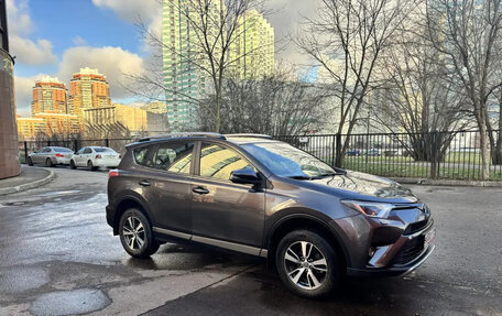 Toyota RAV4, 2016 год, 2 100 000 рублей, 11 фотография