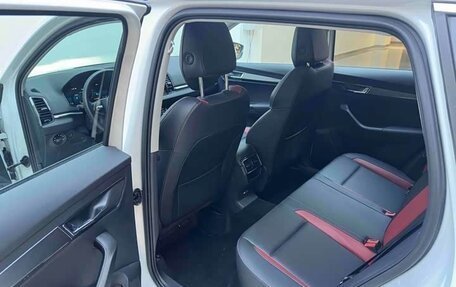 Skoda Karoq I, 2022 год, 1 979 000 рублей, 9 фотография