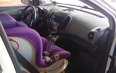 Chevrolet Aveo III, 2015 год, 990 000 рублей, 4 фотография