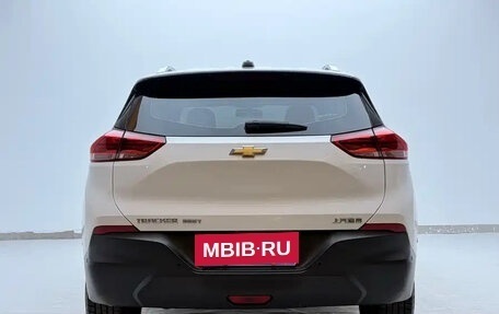 Chevrolet Tracker, 2022 год, 1 350 000 рублей, 5 фотография