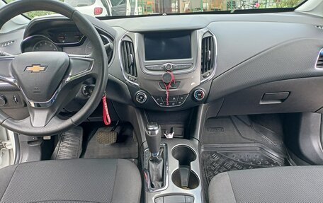 Chevrolet Cruze II, 2018 год, 1 300 000 рублей, 3 фотография