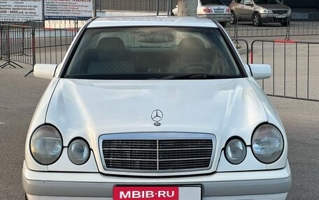 Mercedes-Benz E-Класс, 1998 год, 497 000 рублей, 6 фотография