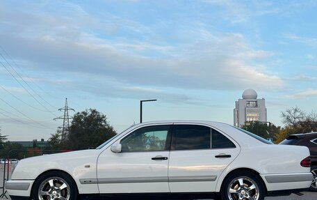 Mercedes-Benz E-Класс, 1998 год, 497 000 рублей, 23 фотография