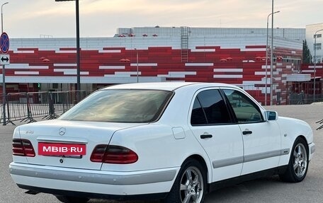 Mercedes-Benz E-Класс, 1998 год, 497 000 рублей, 32 фотография