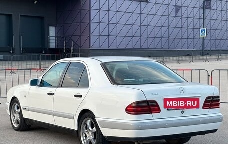 Mercedes-Benz E-Класс, 1998 год, 497 000 рублей, 26 фотография