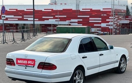 Mercedes-Benz E-Класс, 1998 год, 497 000 рублей, 33 фотография