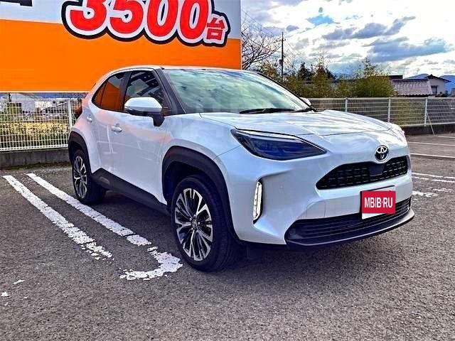 Toyota Yaris Cross, 2022 год, 1 100 000 рублей, 7 фотография
