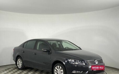 Volkswagen Passat B7, 2012 год, 990 000 рублей, 2 фотография
