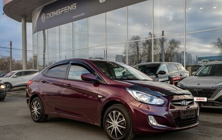 Hyundai Solaris II рестайлинг, 2012 год, 540 000 рублей, 3 фотография