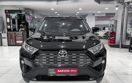 Toyota RAV4, 2020 год, 3 099 000 рублей, 2 фотография