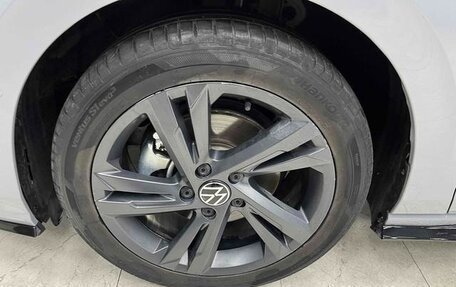 Volkswagen Golf VIII, 2021 год, 1 676 000 рублей, 12 фотография