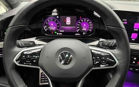 Volkswagen Golf VIII, 2021 год, 1 676 000 рублей, 15 фотография