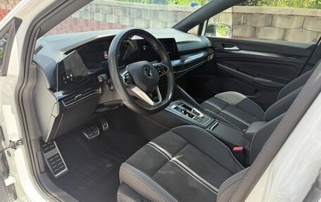 Volkswagen Golf VIII, 2022 год, 1 500 000 рублей, 8 фотография