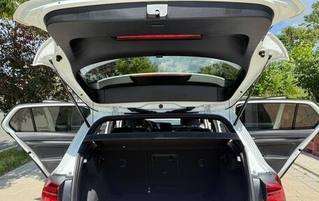 Volkswagen Golf VIII, 2022 год, 1 500 000 рублей, 12 фотография