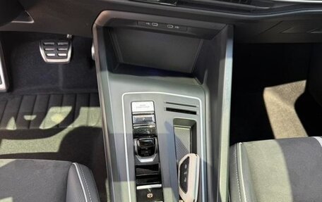 Volkswagen Golf VIII, 2022 год, 1 500 000 рублей, 13 фотография