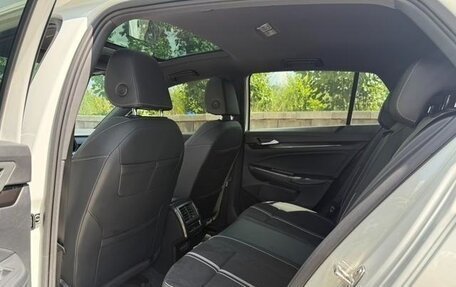 Volkswagen Golf VIII, 2022 год, 1 500 000 рублей, 16 фотография