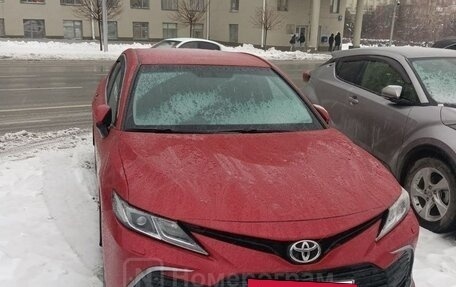 Toyota Camry, 2021 год, 3 300 000 рублей, 6 фотография