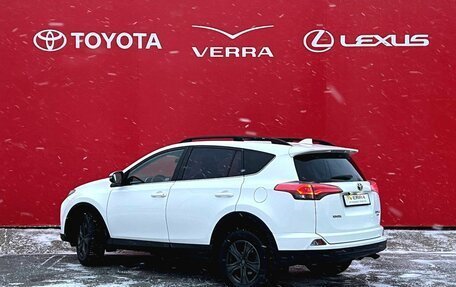 Toyota RAV4, 2017 год, 2 630 000 рублей, 3 фотография