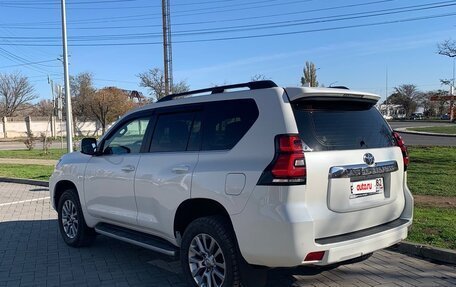 Toyota Land Cruiser Prado 150 рестайлинг 2, 2018 год, 6 700 000 рублей, 7 фотография