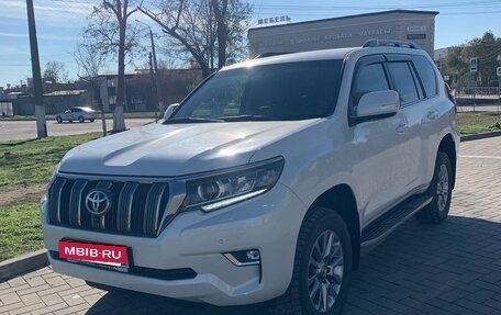 Toyota Land Cruiser Prado 150 рестайлинг 2, 2018 год, 6 700 000 рублей, 9 фотография