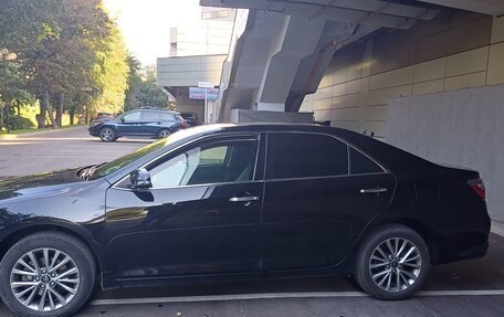 Toyota Camry, 2018 год, 3 200 000 рублей, 3 фотография