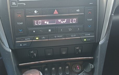 Toyota Camry, 2018 год, 3 200 000 рублей, 15 фотография