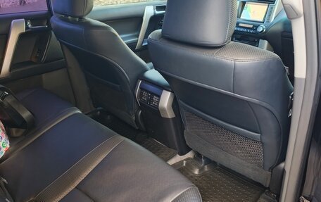 Toyota Land Cruiser Prado 150 рестайлинг 2, 2013 год, 4 400 000 рублей, 9 фотография