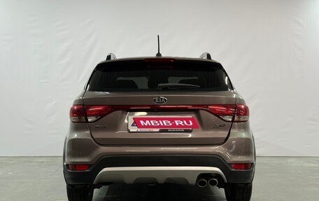 KIA Rio IV, 2018 год, 1 300 000 рублей, 4 фотография