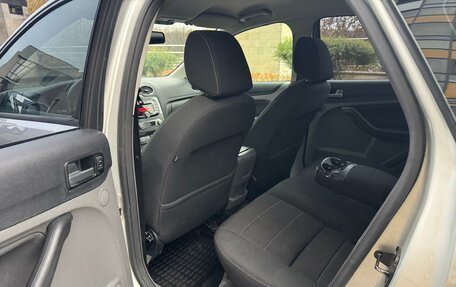 Ford Focus II рестайлинг, 2010 год, 930 000 рублей, 16 фотография