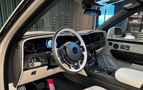 Rolls-Royce Cullinan, 2025 год, 83 200 000 рублей, 12 фотография