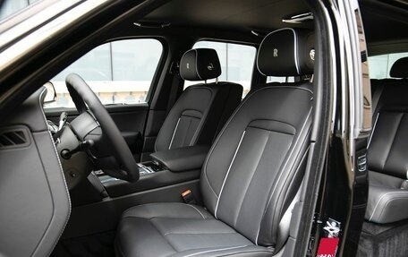 Rolls-Royce Cullinan, 2025 год, 68 800 000 рублей, 13 фотография