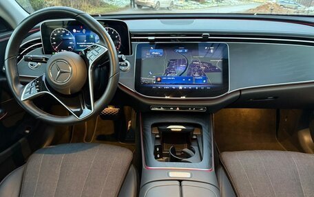 Mercedes-Benz E-Класс, 2024 год, 6 950 000 рублей, 11 фотография