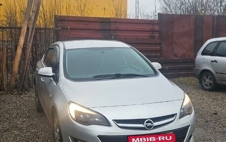 Opel Astra J, 2012 год, 605 000 рублей, 2 фотография