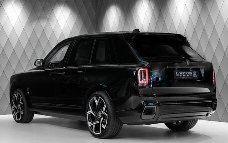Rolls-Royce Cullinan, 2025 год, 79 100 000 рублей, 4 фотография