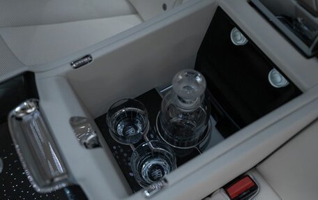 Rolls-Royce Cullinan, 2025 год, 79 100 000 рублей, 17 фотография