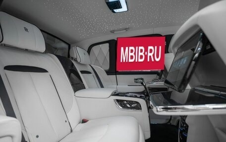 Rolls-Royce Cullinan, 2025 год, 79 100 000 рублей, 15 фотография