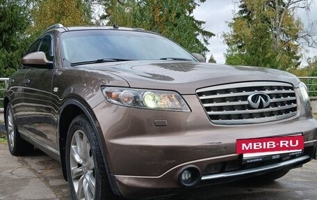 Infiniti FX I, 2007 год, 969 000 рублей, 3 фотография