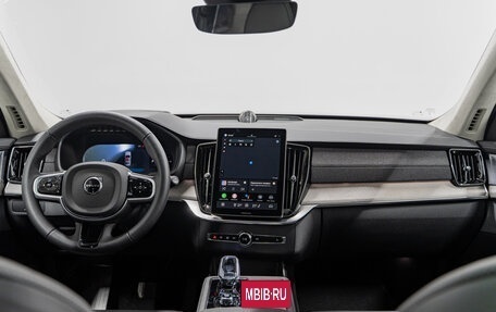 Volvo XC90 II рестайлинг, 2025 год, 12 490 000 рублей, 15 фотография