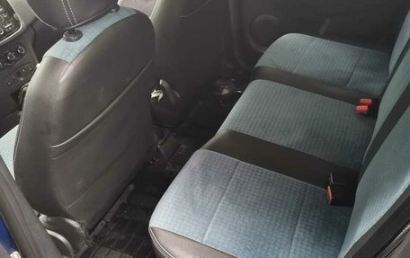 Renault Logan II, 2017 год, 750 000 рублей, 9 фотография