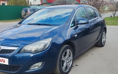 Opel Astra J, 2011 год, 730 000 рублей, 5 фотография