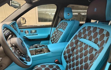 Rolls-Royce Cullinan, 2025 год, 80 500 000 рублей, 10 фотография