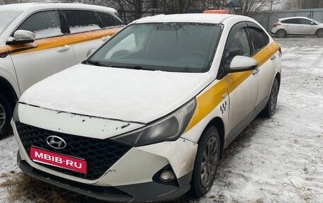 Hyundai Solaris II рестайлинг, 2020 год, 950 000 рублей, 1 фотография