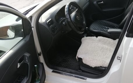 Volkswagen Polo VI (EU Market), 2018 год, 777 000 рублей, 2 фотография